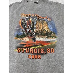 Burn Up The Road To Sturgis, SD Motorcycle 2005 t-shirt Large XL